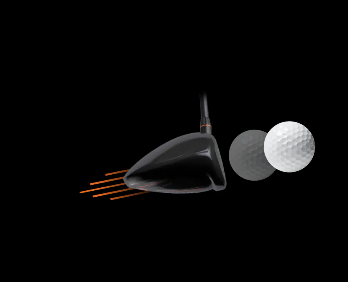 Driver im Treffmoment mit Ball